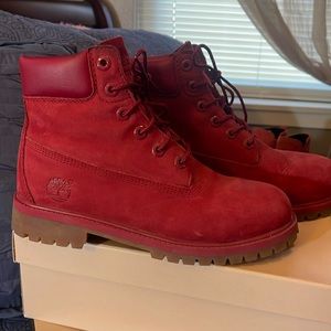Timberland, red, hiking boots Men/Boys Size 5 fits Women size 7